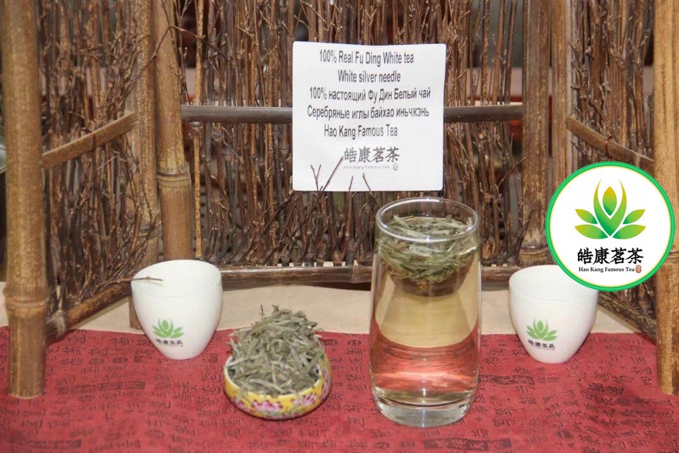 Чайная церемония с белым чаем Бай Хао Инь Чжень