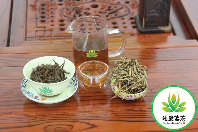 Приятное чаепитие с Золотая Игла Дянь Хун из Китая