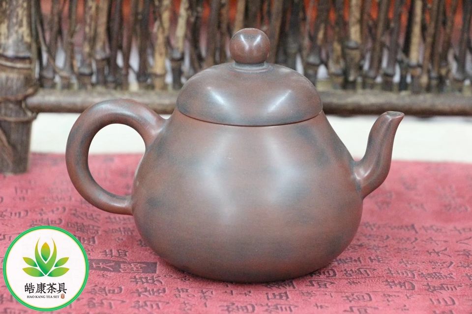 Чайник из цинчжоуской глины *Замысел*