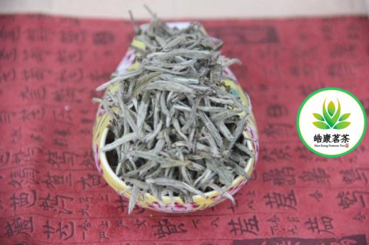 Белый чай Фудин: Bai Hao Yin Zhen